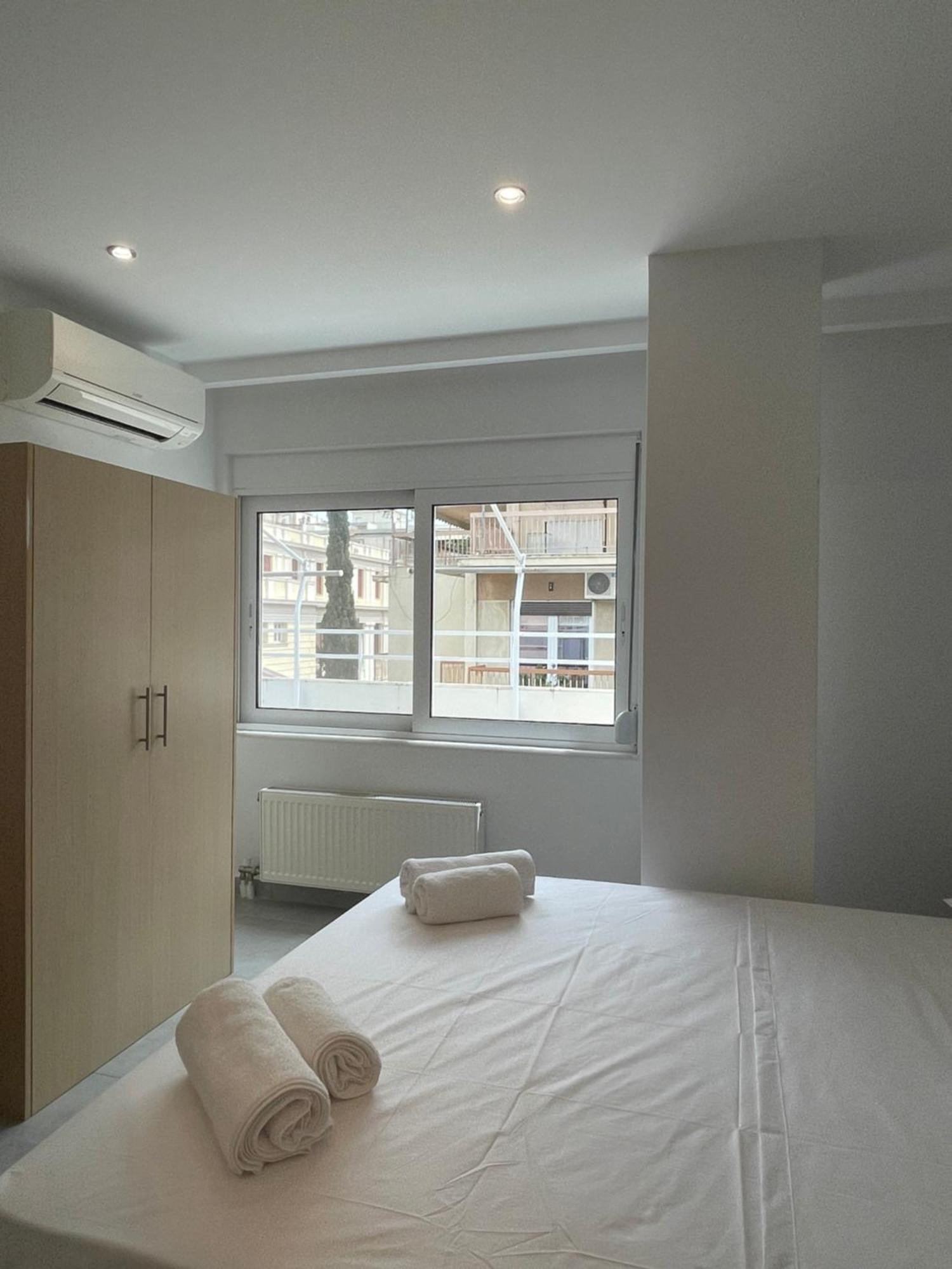 Athenian Modern 2Bd Apt Next To Metro And Archaeological Museum 외부 사진